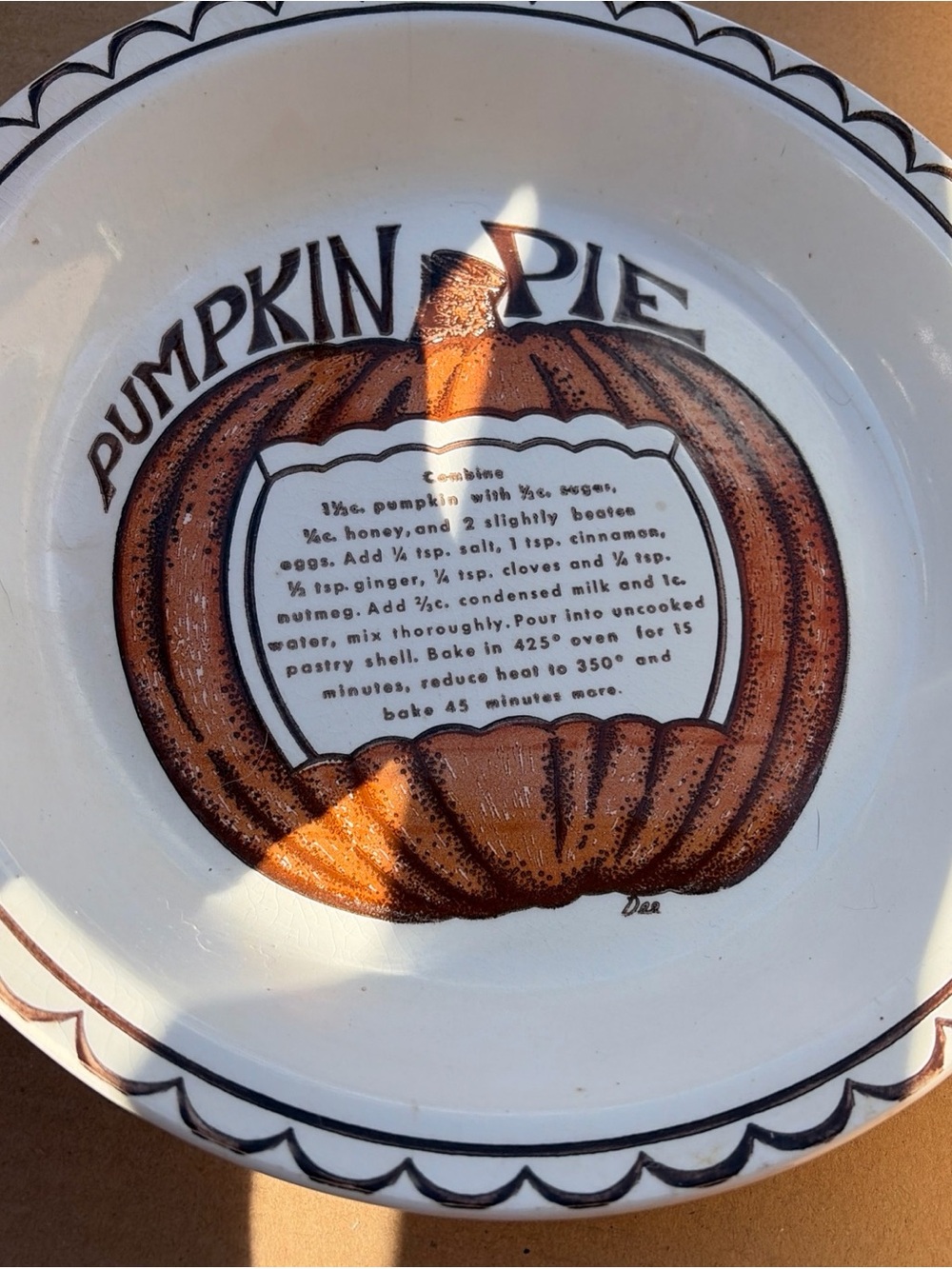 Vintage royal China “ country harvest” pumpkin pie, ceramic dish oven safe